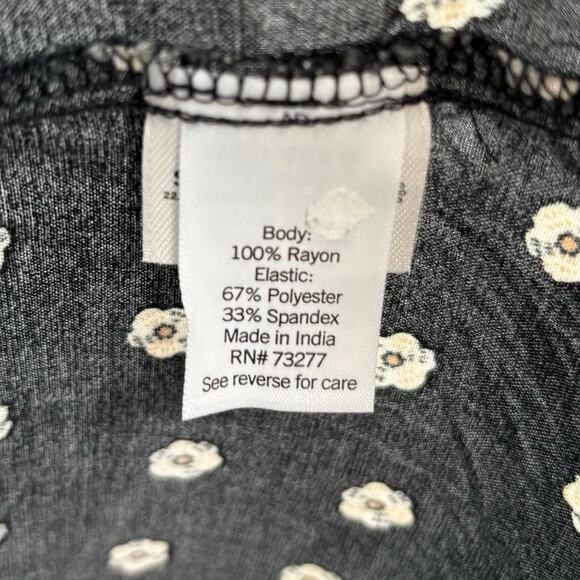 Croft & Barrow Black and Cream Smocked Sleeveless Midi Dress Size PXS - Picture 7 of 7